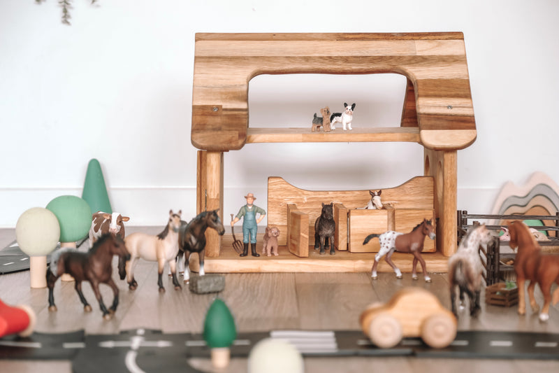 WOODEN HORSE STABLE